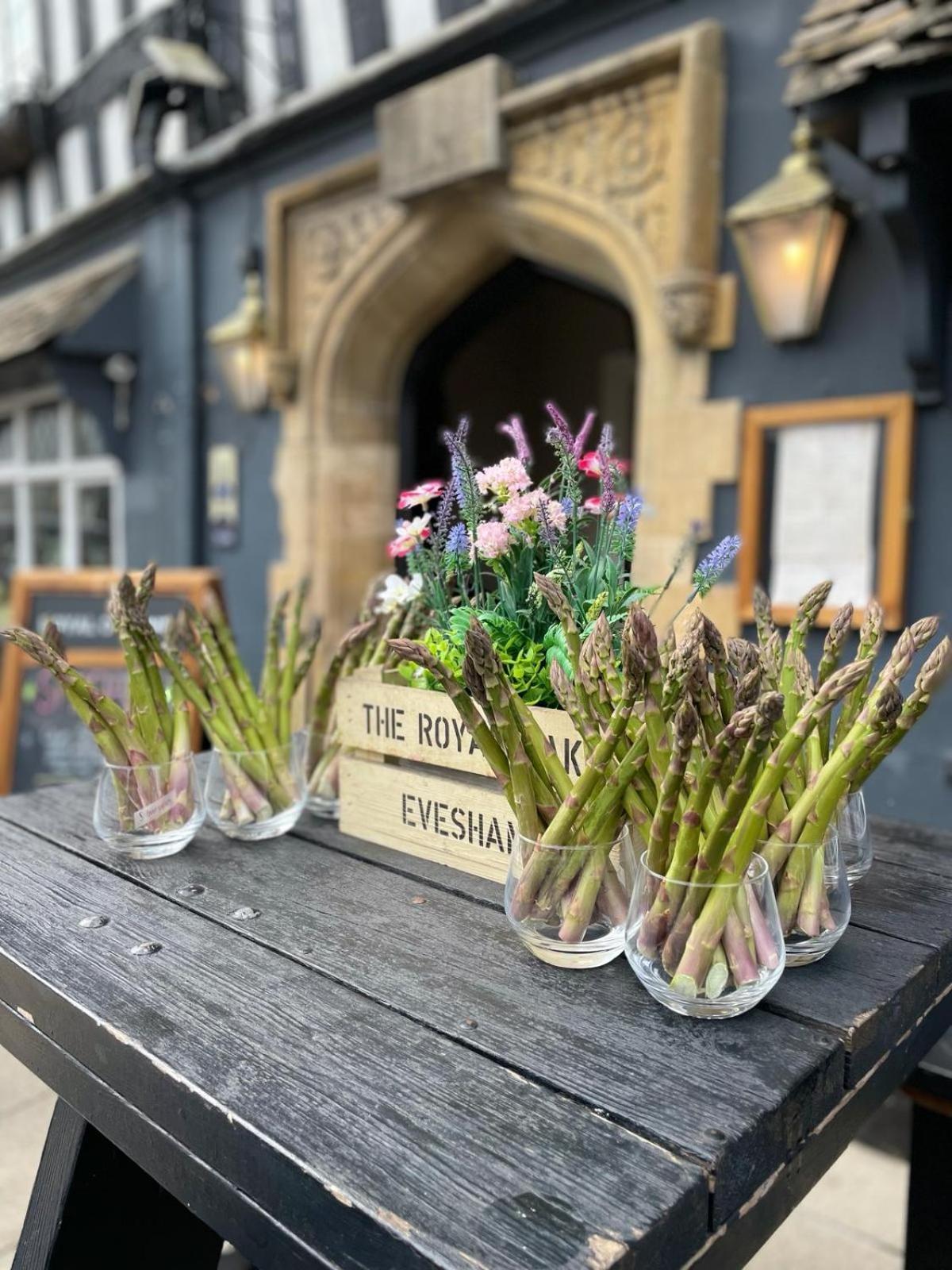 The Royal Oak Hotel Evesham Ngoại thất bức ảnh